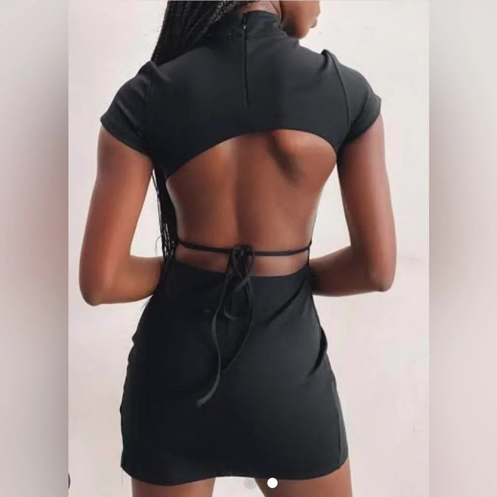 NWOT beginning boutique exotica backless dress